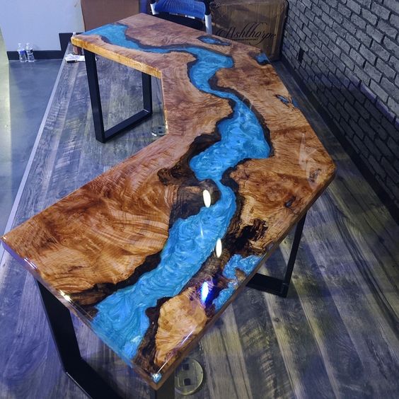 Awesome Resin Wood Table That Will Make You Want to Have It - Hoommy.com