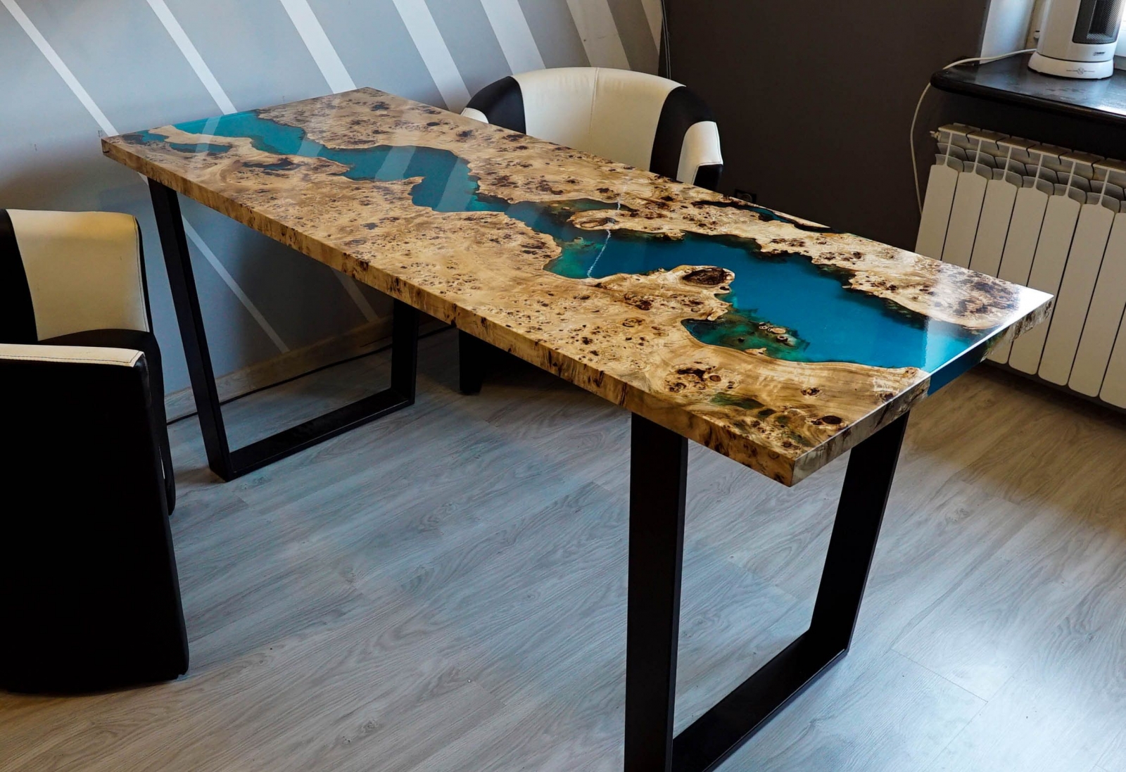 Epoxy Resin And Beautiful Resin Wood Tables