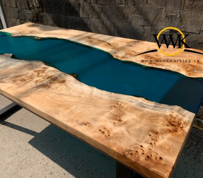 River Table Epoxy - Resin Table
